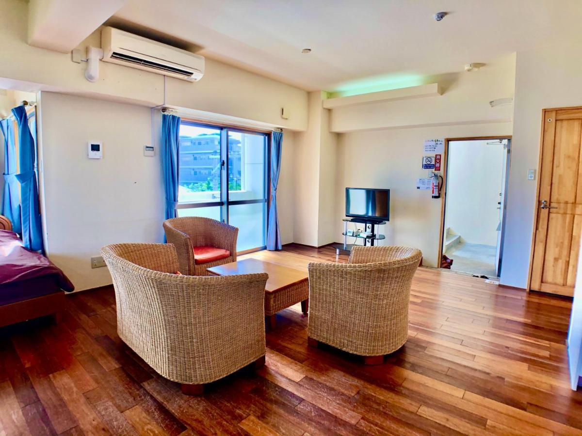 Robcondロブコンド Apartment Naha Bagian luar foto