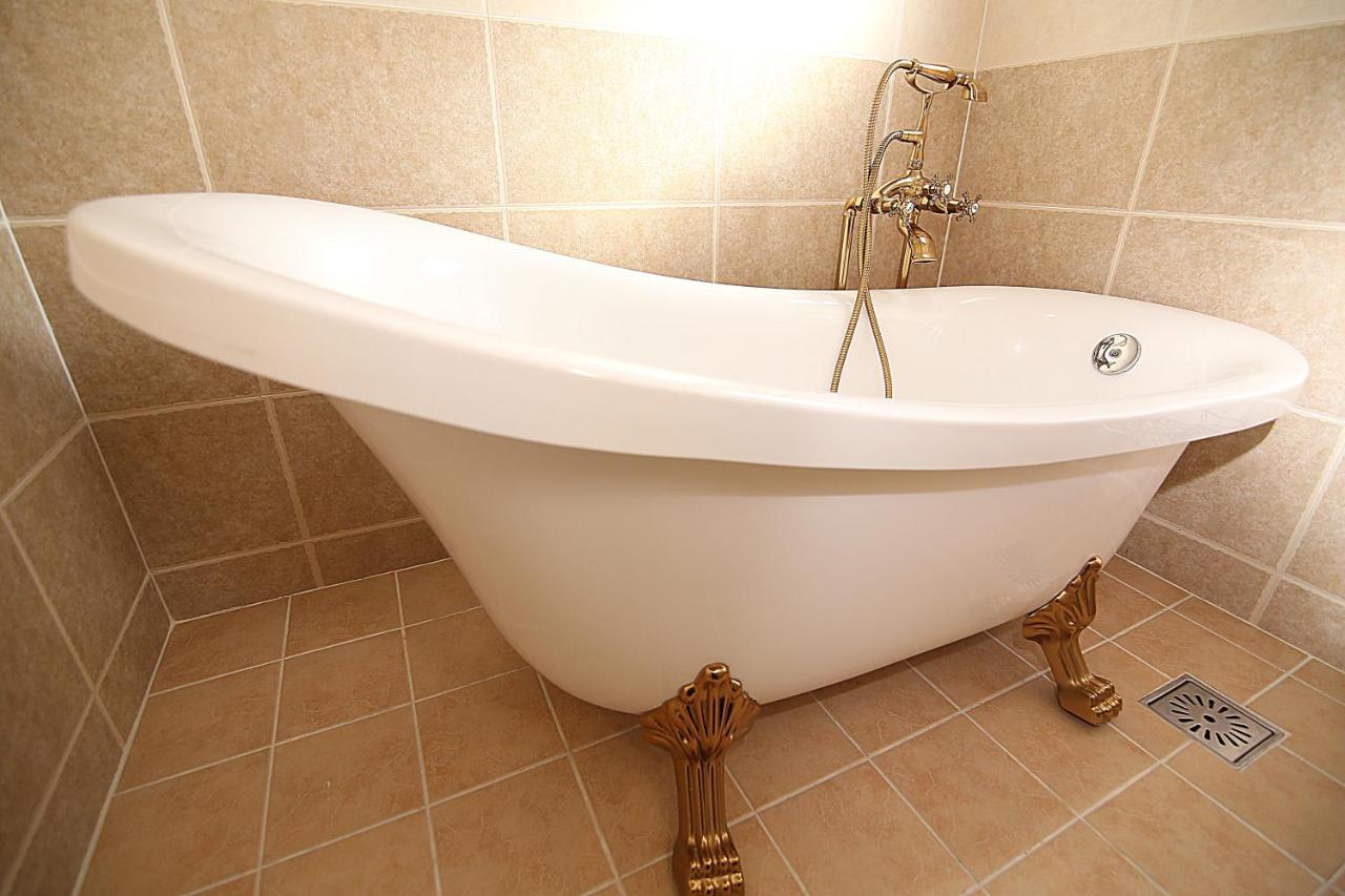 Robcondロブコンド Apartment Naha Bagian luar foto