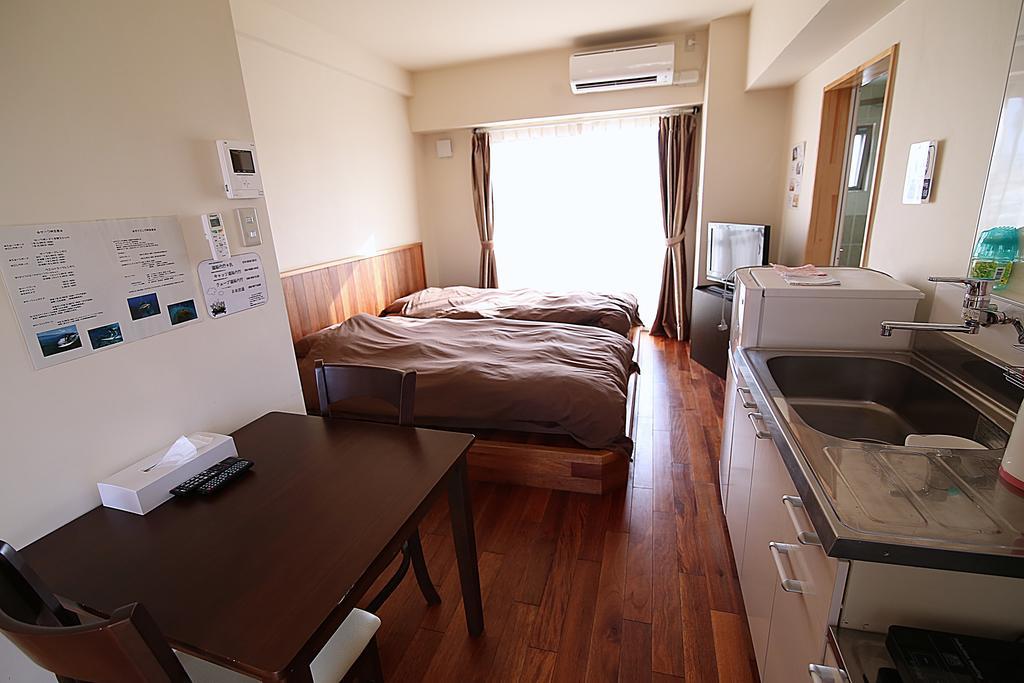 Robcondロブコンド Apartment Naha Bagian luar foto